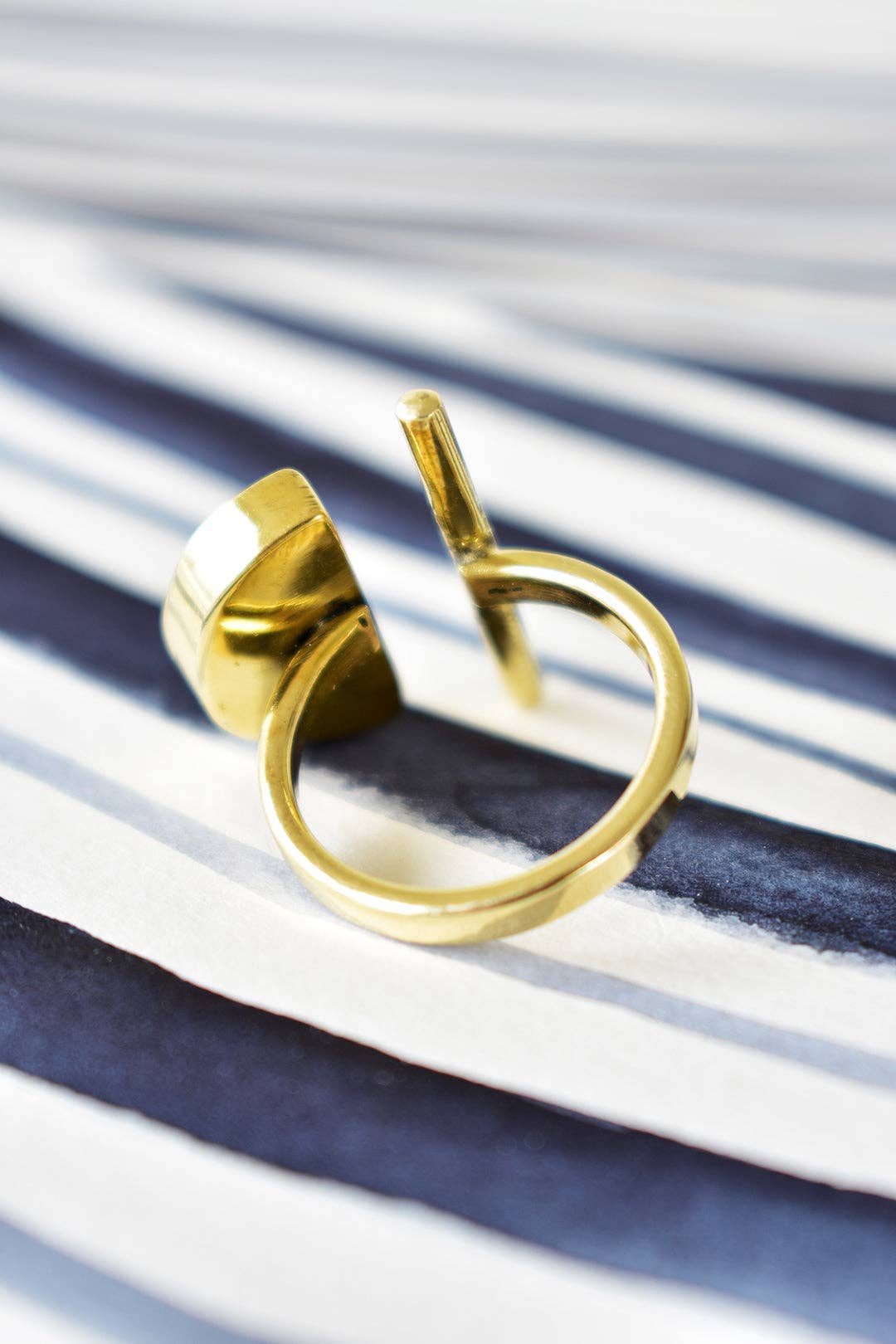 Swahili | AFRICAN MODERN - Kenyan Sunset Horizon Ring in Brass and Dark Cow Horn